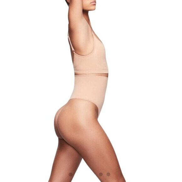 Skims S/M Seamless Sculpt Mid Rise Thong Core Control Ochre Tan NWOT MSRP $34 - Picture 6 of 7